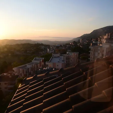 شقة Damiano's Penthouse Old Bazaar - Castle To Coast View *