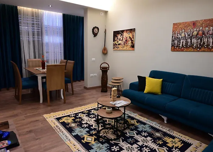 Damiano's Penthouse Old Bazaar - Castle To Coast View شقة Krujë