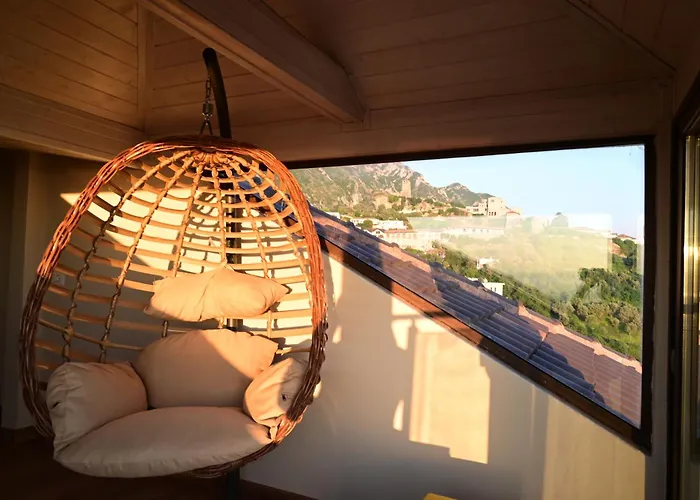 Damiano's Penthouse Old Bazaar - Castle To Coast View Kruje